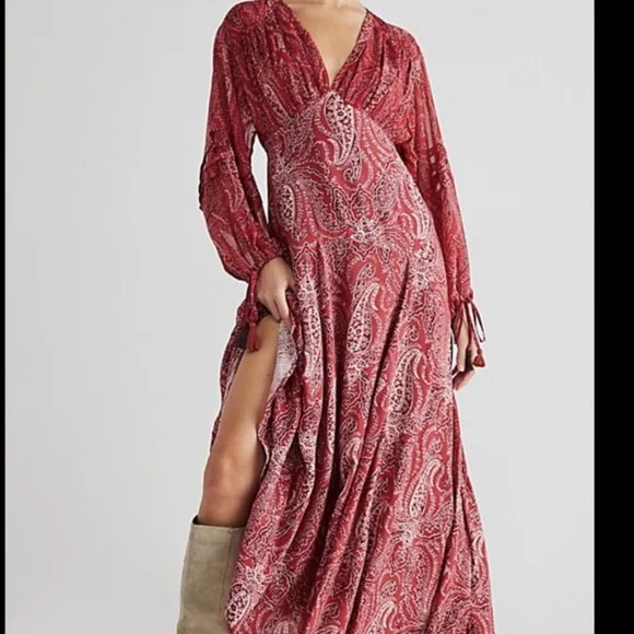 Gorgeous Bandanna Print Maxi Dress - Picture 5 of 7